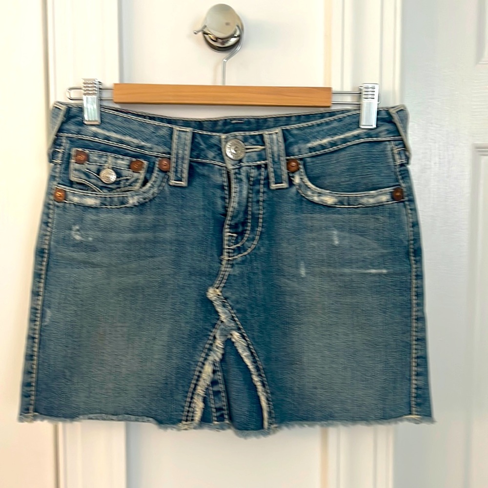 True Religion denim skirt. Size 27